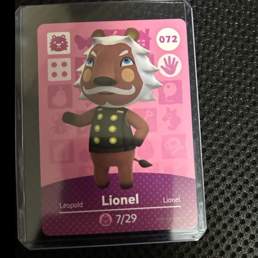ANIMAL CROSSING CARD LIONEL 072